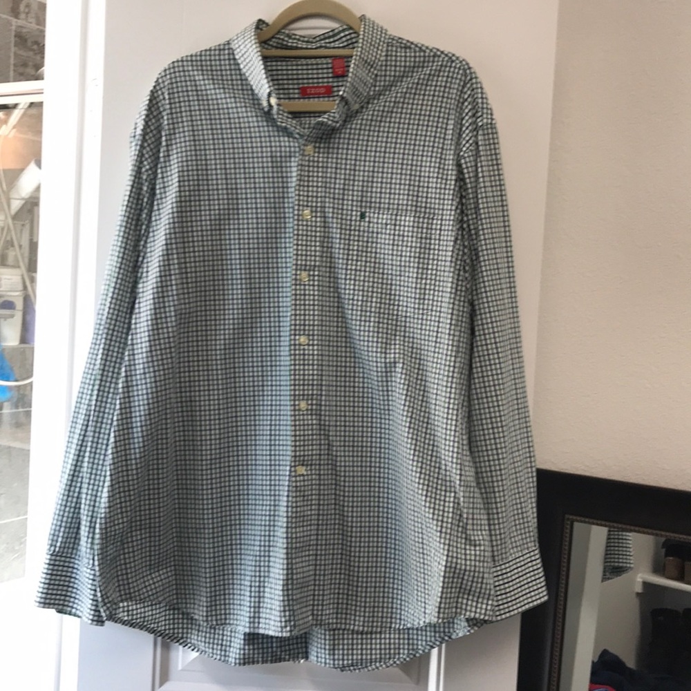 Izod button down navy green and white plaid